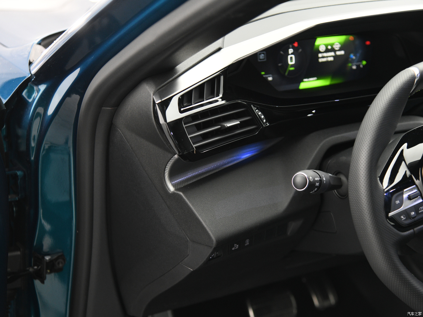 2023 Peugeot 408X 1.6T 175HP L4 Gasoline Cars with High Speed and Displacement 1.5-2.0L Unbeatable from Peugeot