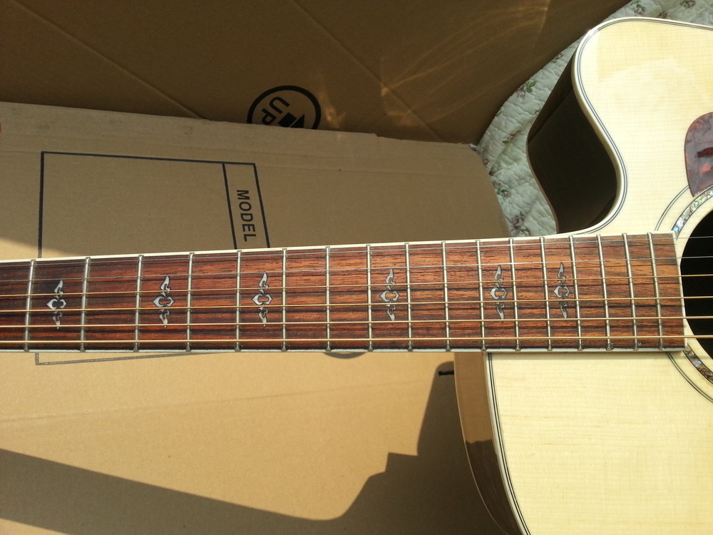 812ce acoustic guitar Tays 814ce acoustic electric guitar natural finish 814 ce acoustic guitar