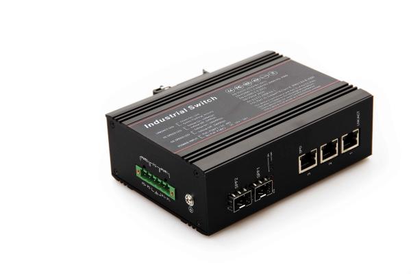 PoE fiber 5 Port Industrial Ethernet Switch 2 gigabit fiber ports 3 10 / 100 /