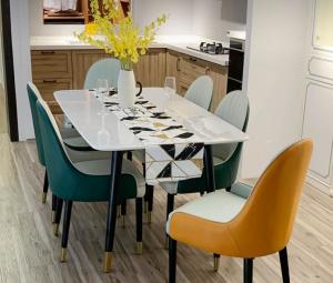 Wholesale Marble Top Dining Table Modern Luxury Furniture With Stainless Steel Legs from china suppliers