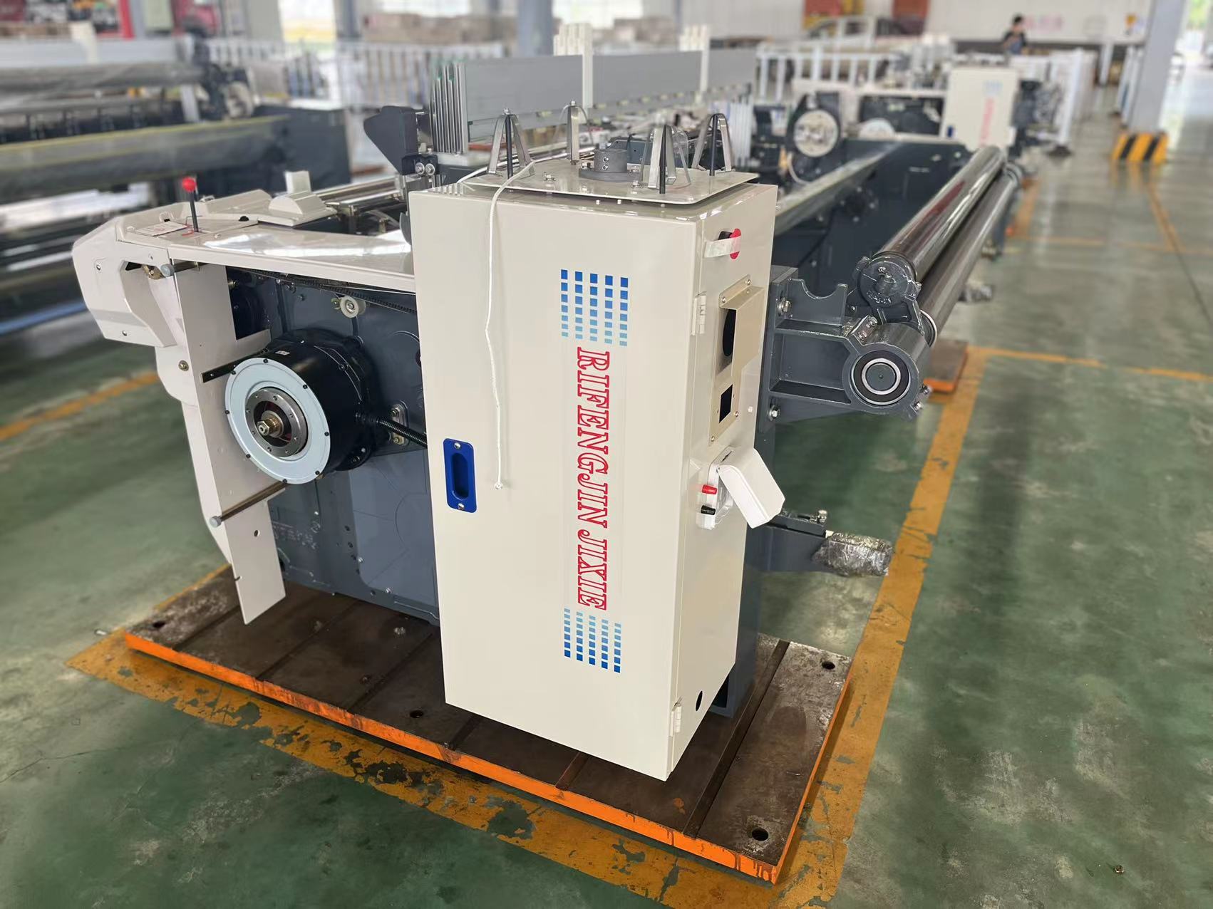 1200 RPM Water Jet Textile Machine 280cm Dobby High Speed Power Loom Machine