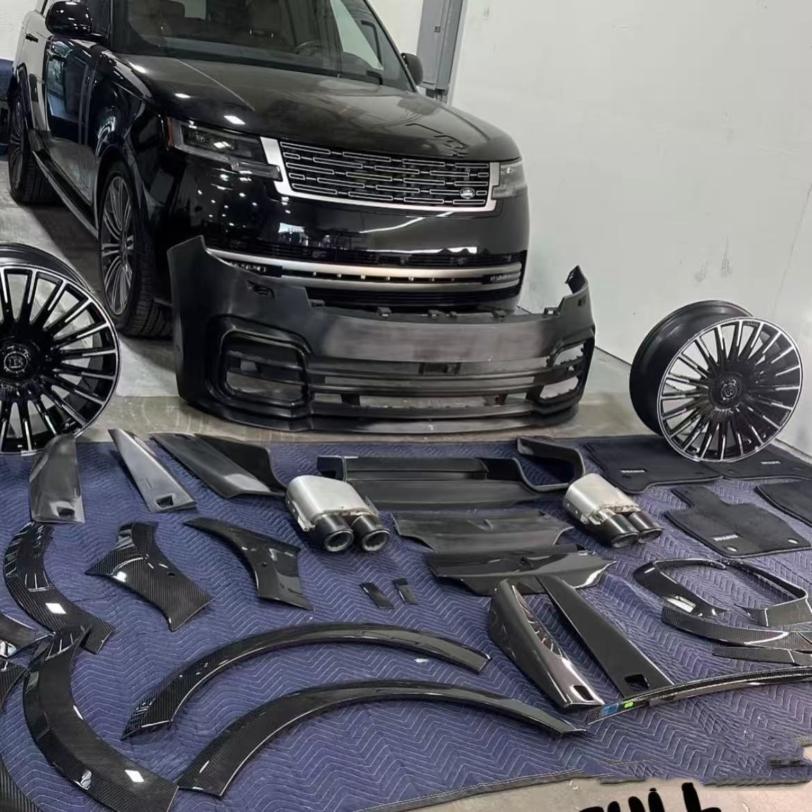 2022 New Range Rover Body Kit BS Style Front Lip Splitter Bumper Diffuser