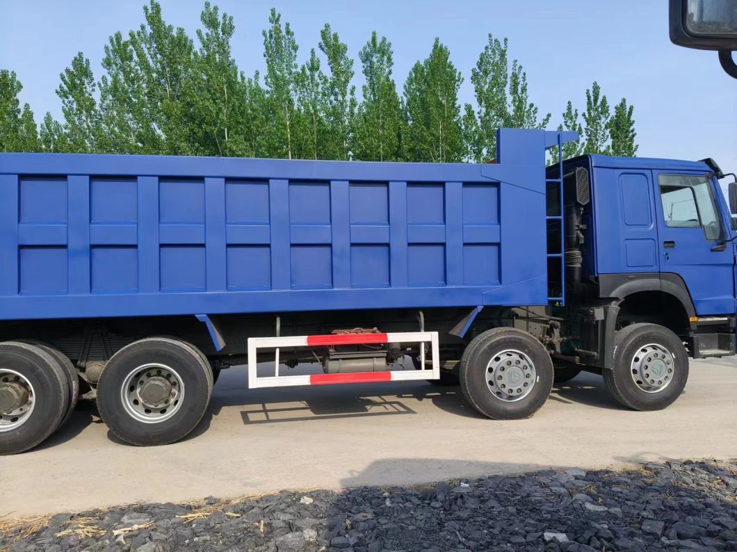 8X4 HOWO Tipper Dark Blue Euro3 Sands Transport Heavy Duty Dump Truck for Urban Construction