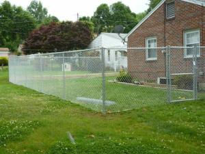 Wholesale Hot Dipped Galvanized Black Chain Link Fence Cost,1.83mx15mx65x65mm,33.5kg from china suppliers