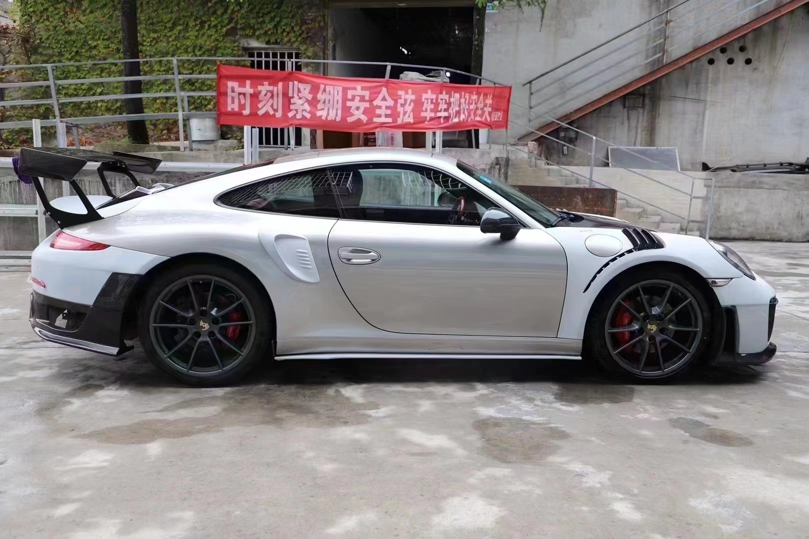 Auto Parts for Porsche 911 991.1 Upgraded GT2RS Body Kit 991.1 Upgraded GT2RS Front and Rear Bumper Spoiler Body Kit