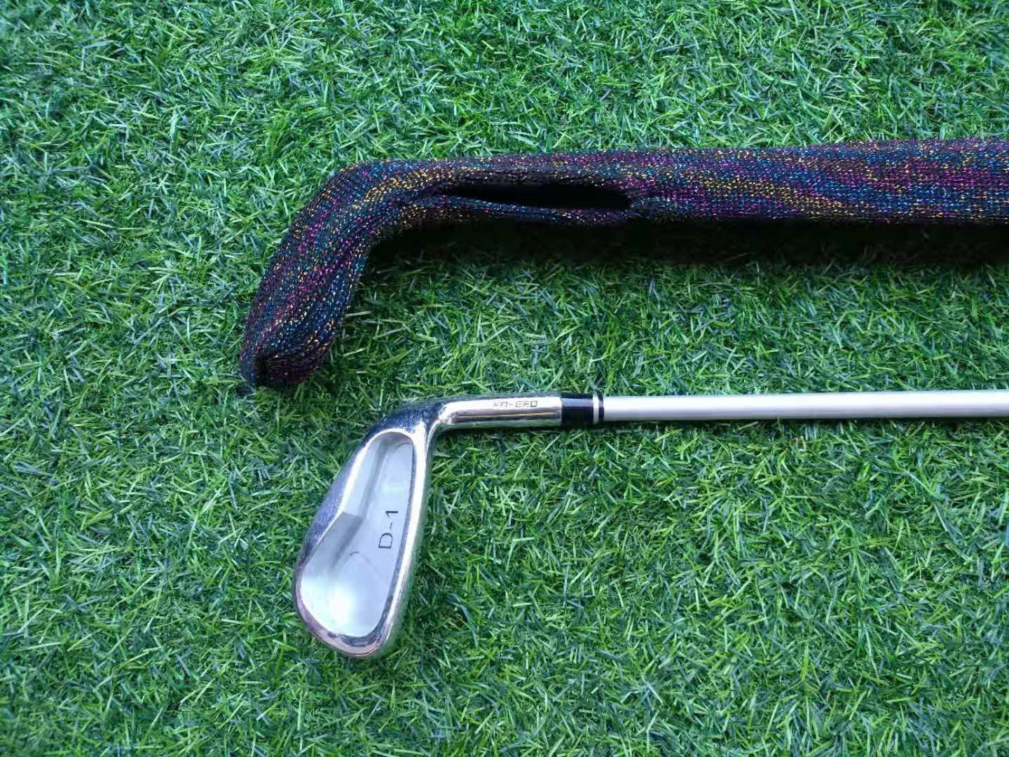 golf iron head cover , iron headcover , golf head cover , golf cover , shaft cover , golf shaft, golf club , golf grip