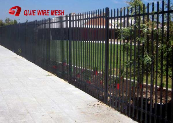 Heavy Duty 2 Rail40X40X2.5mm Wall Thick School Steel Garrison Fence Panel 1800mm