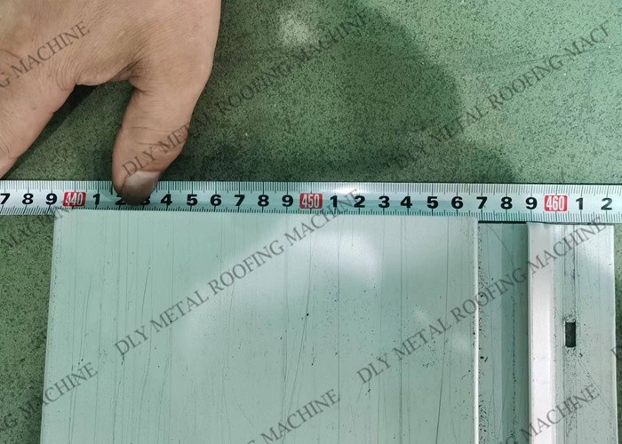 H400 Roofing Forming Machine Trapezoidal 380v Cladding Color Steel Roll Forming Machine