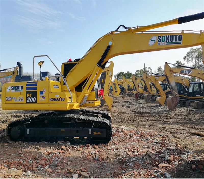 10 Meters Boom Used Excavator Komatsu PC200 Engine 5 Tons - 50 Tons