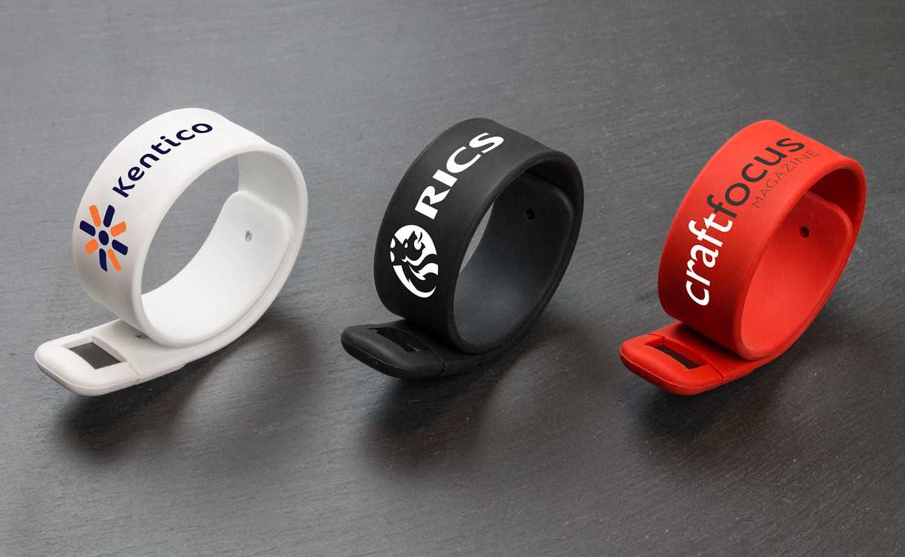 OEM ODM Silicone Wristband USB 2.0 Flash Drive 128GB UDP Flash 10MB/S
