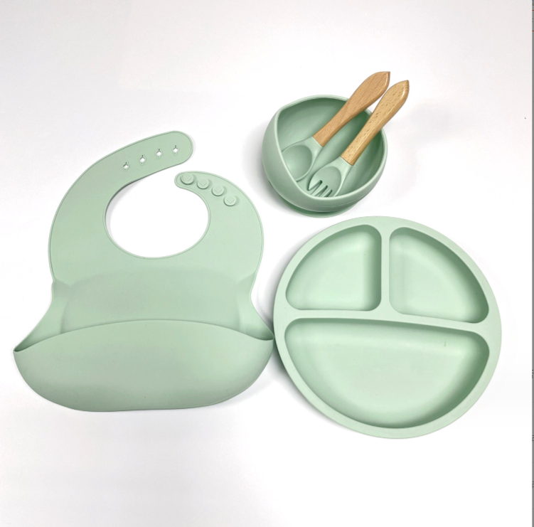Non-Slip Food Grade Silicone Baby Plate Bowl Set for Children Suction Feeding Design