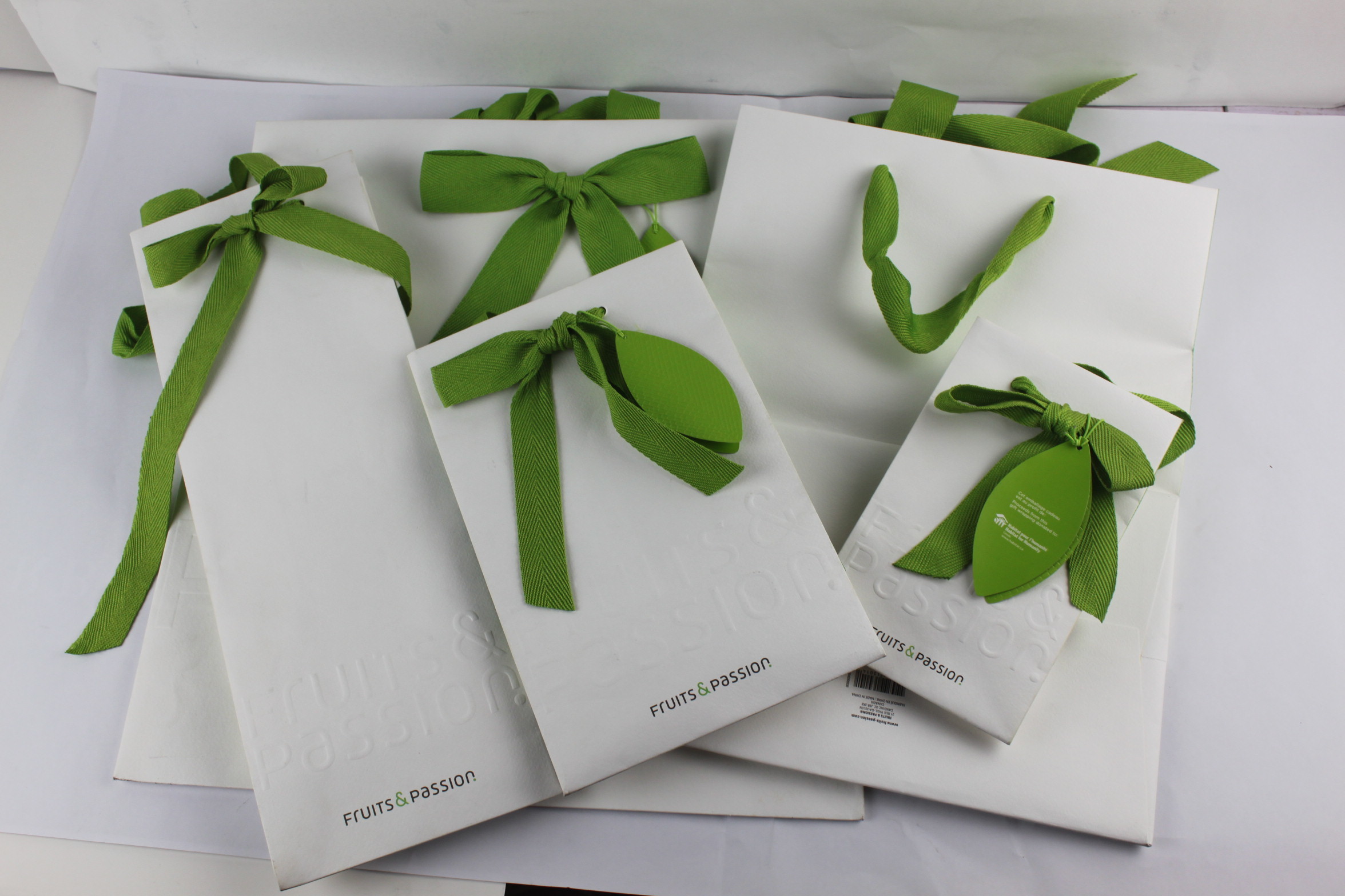 Gloss Lamination Clothing Paper Bags