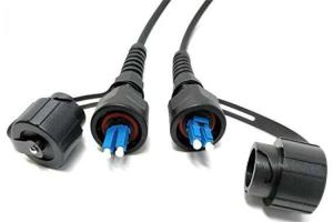 Wholesale PDLC Waterproof Fiber Optic Patch Cord For Telecommunication Equipment from china suppliers