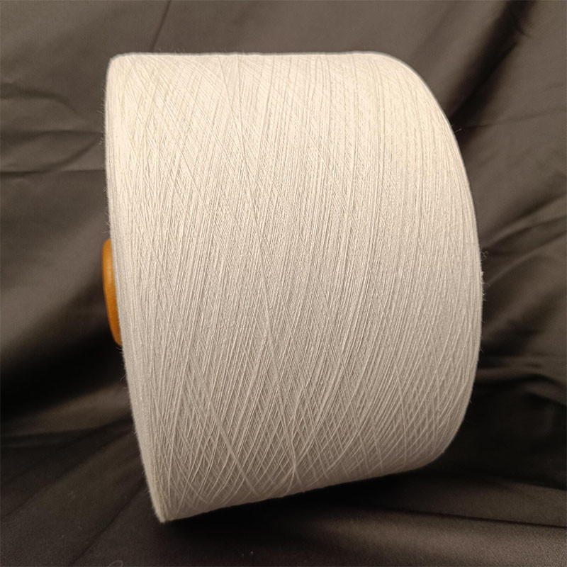 Ne 20s Raw White CVC Yarn Regenerated Cotton Yarn For Making Sturdy Canvas