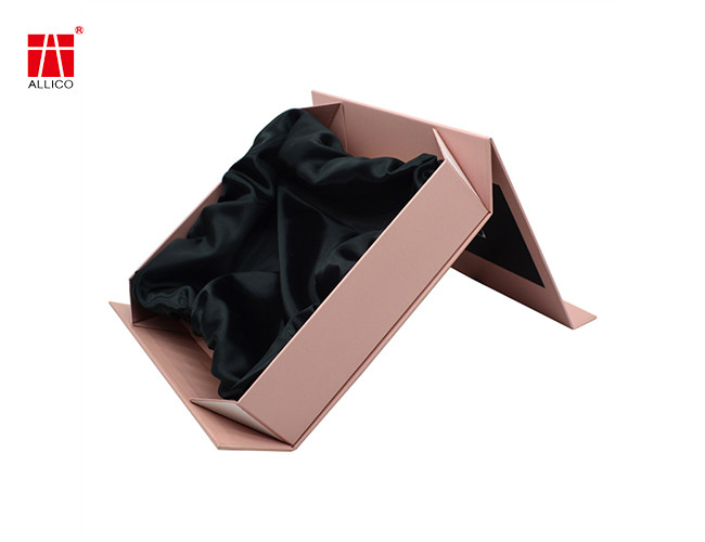Ribbon Bowtie Collapsible Cardboard Boxes , 150-450gsm 8x6x3 Shipping Boxes