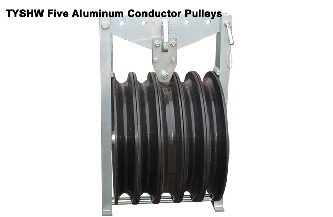 Breaking Load 120kN Bundled Conductor Pulley With Aluminum Five Wheels