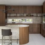 Custom House High Standard Luxury Kitchen Smart Wall Cabinet Glass Display