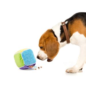 Wholesale Eco-Friendly Colorful Intelligent Pet Toys Cotton Plush Leakage Food Cube Dog Chew Toys from china suppliers