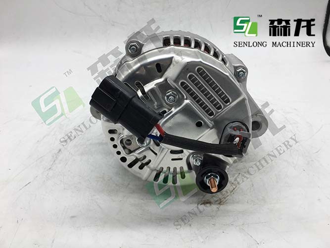 24V 60A CW Alternator for Komatsu Excavators PC200-7 PC220-7 PC200-8 6D107 600-861-6410 6008616410 replacement parts