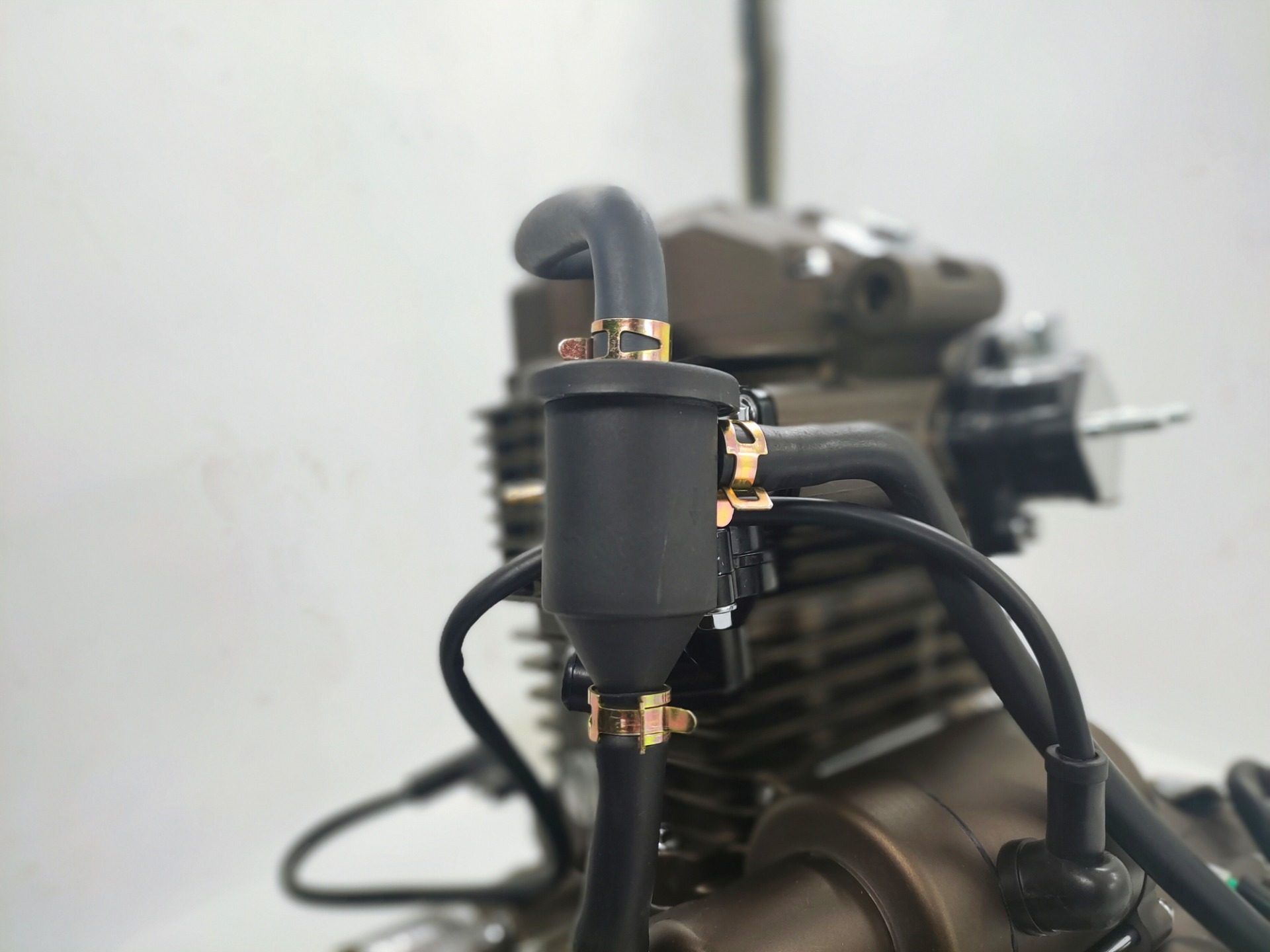 DAYANG CG300 Complete Motorcycle with Water Class Electric/kick Method and 1 Cylinder