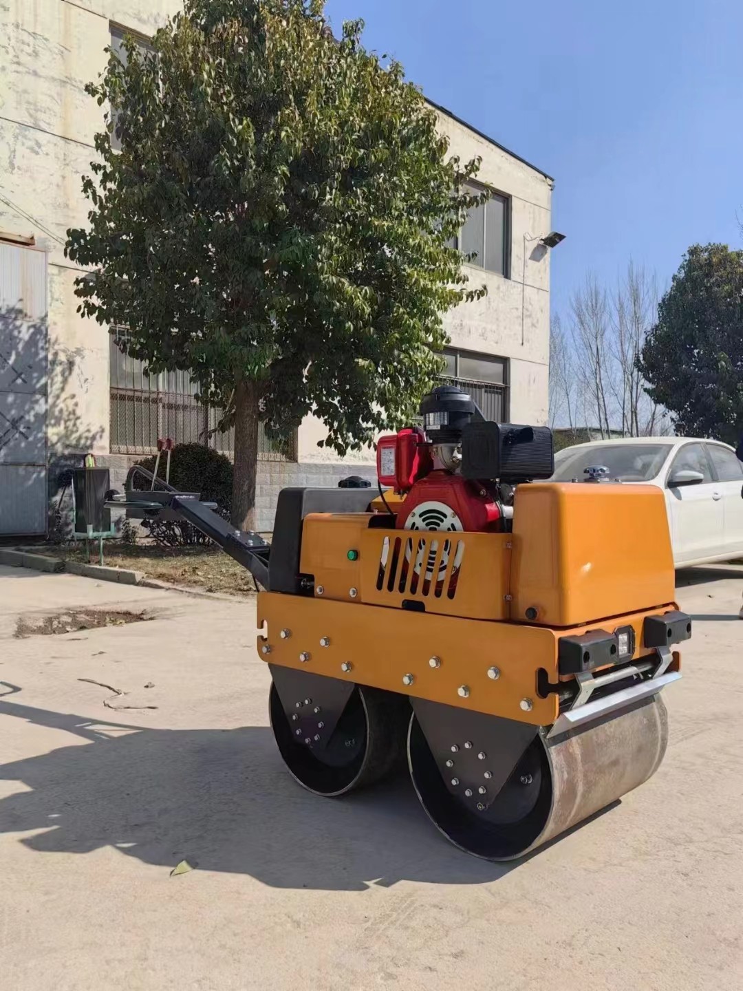 BM30 Walk Behind 330kg Yellow Small Single Drum Vibratory Asphalt Road Roller