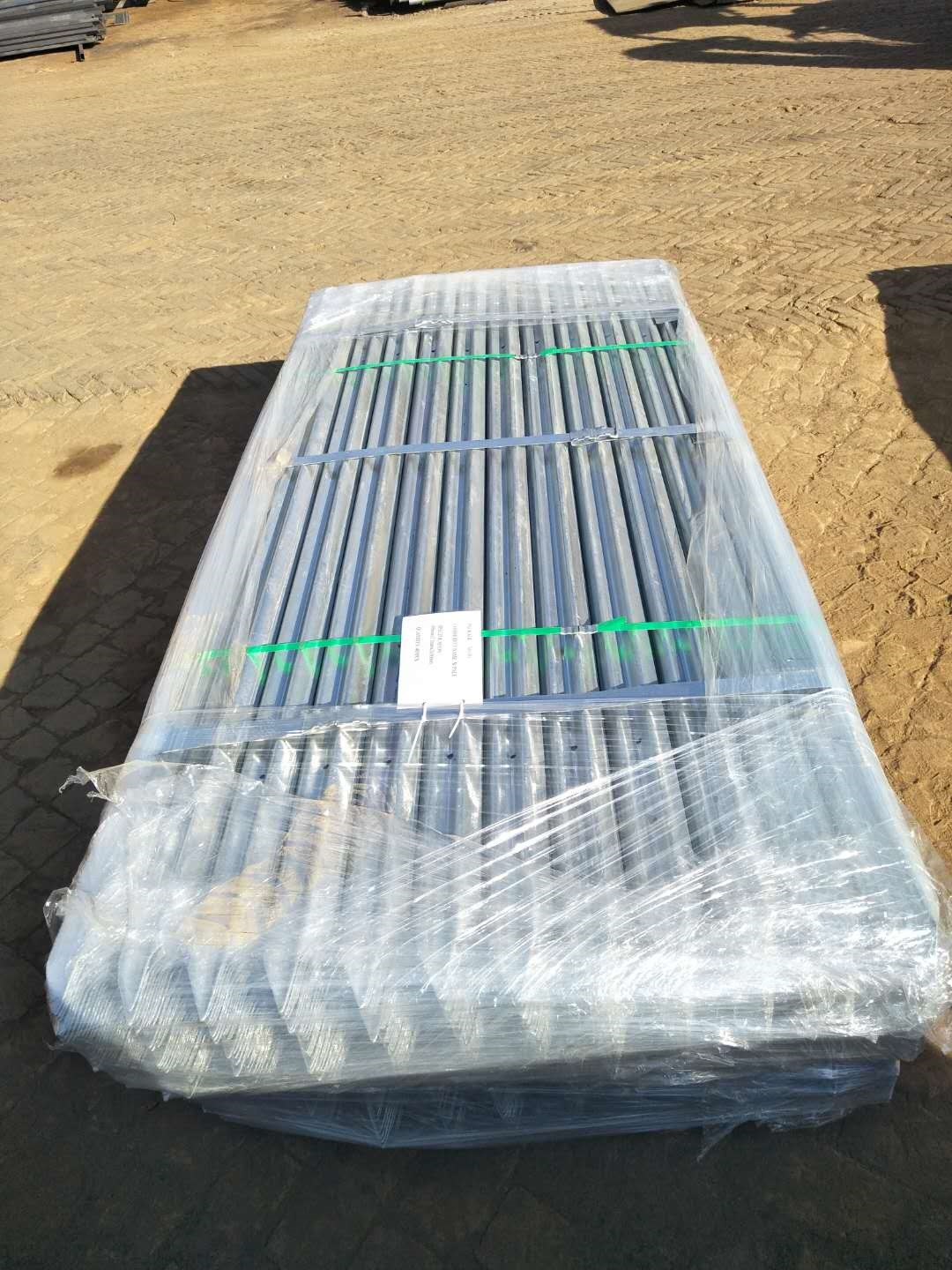 Rounded 3000mm Height Steel Palisade Fencing For School Playground