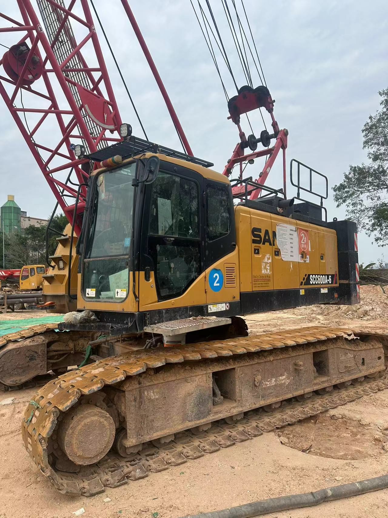 Extremely Efficient SCC600A-6 60 Ton Mobile Hydraulic Crawler Crane Heavy Lifting Equipment