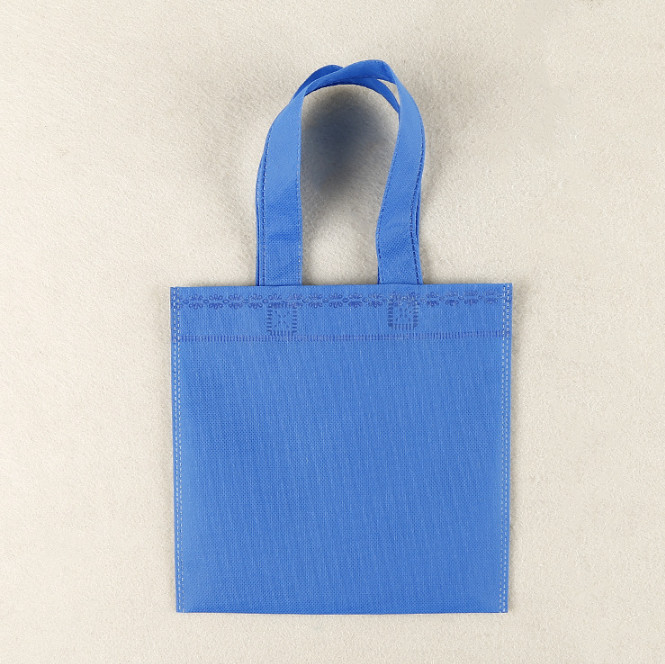 Reusable Party Non-Woven Favor Bags 9.5×9.5 Inch Pinata Goodie Gift Bag Colorful Tote Candy Bags For Birthday Weeding Party