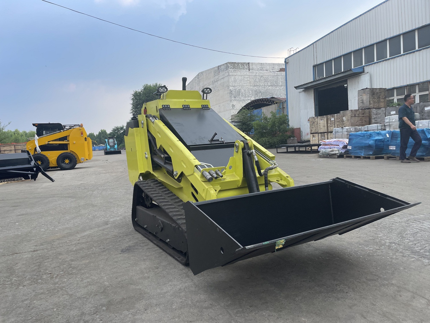 CE EPA Agriculture Construction Machine Mini Skid Steer Front Loader Kohler 37 KW Engine
