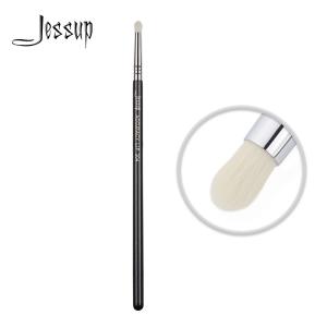 Wholesale Handcrafted Paraben Free Individual Makeup Brushes Flat Tip For Lip from china suppliers