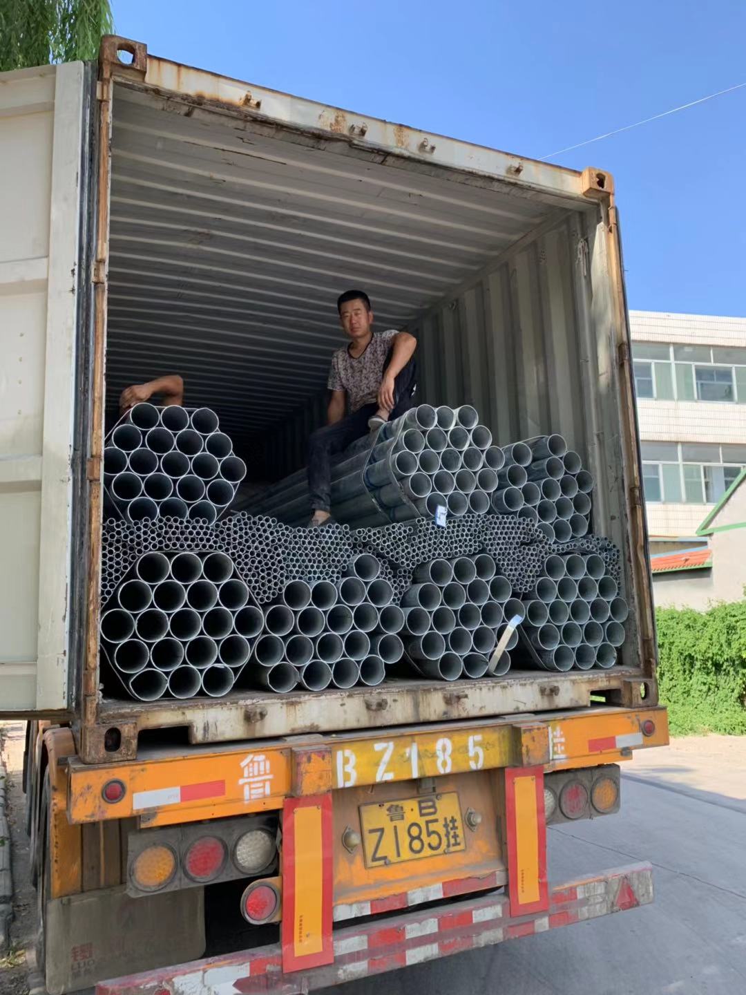 Customized Length Multi-Span Film Greenhouse for and Durability in Large-Scale Farming