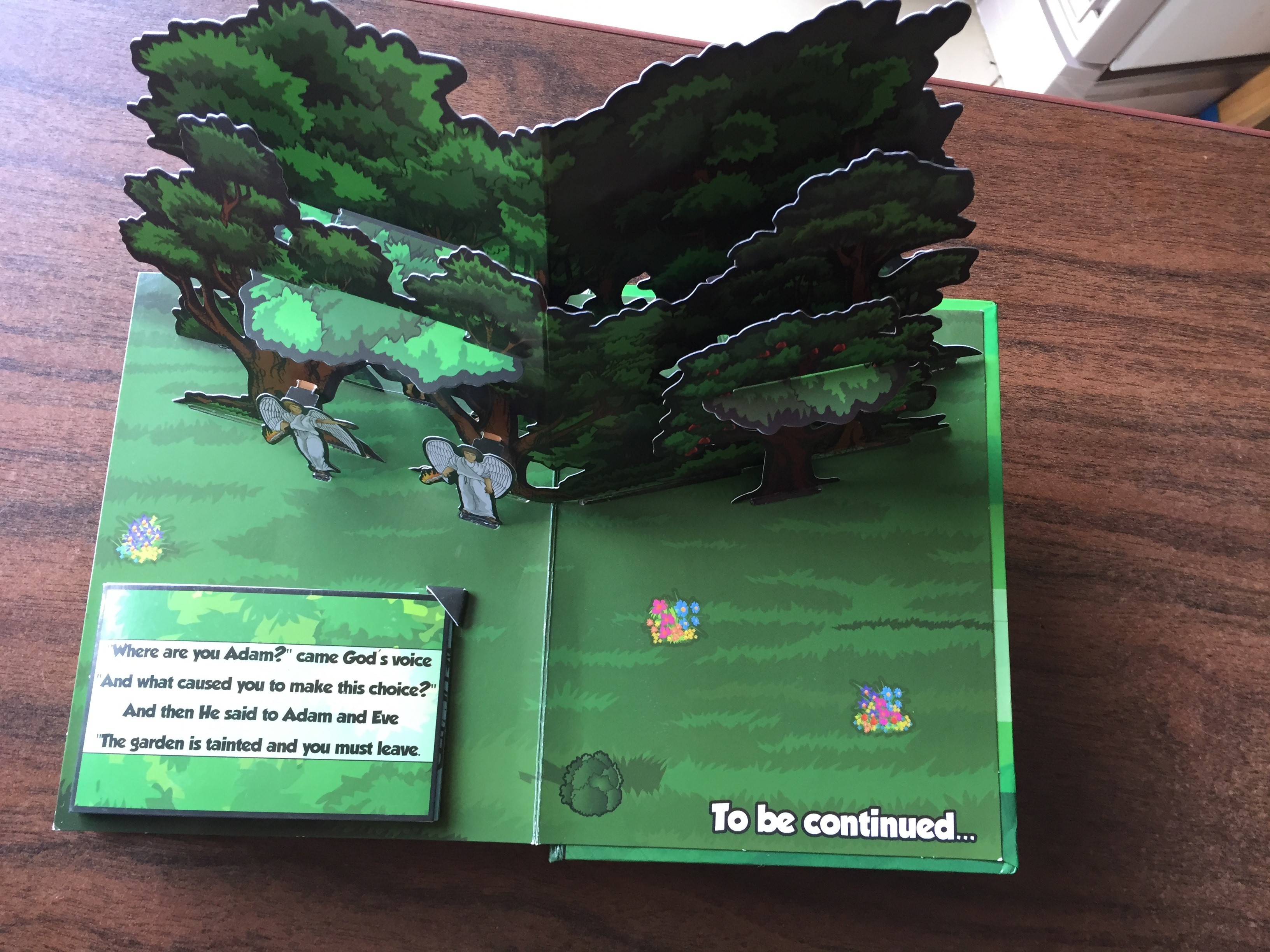 English Cartoon Children'S 3D Books / 3d Picture Book Customized Size