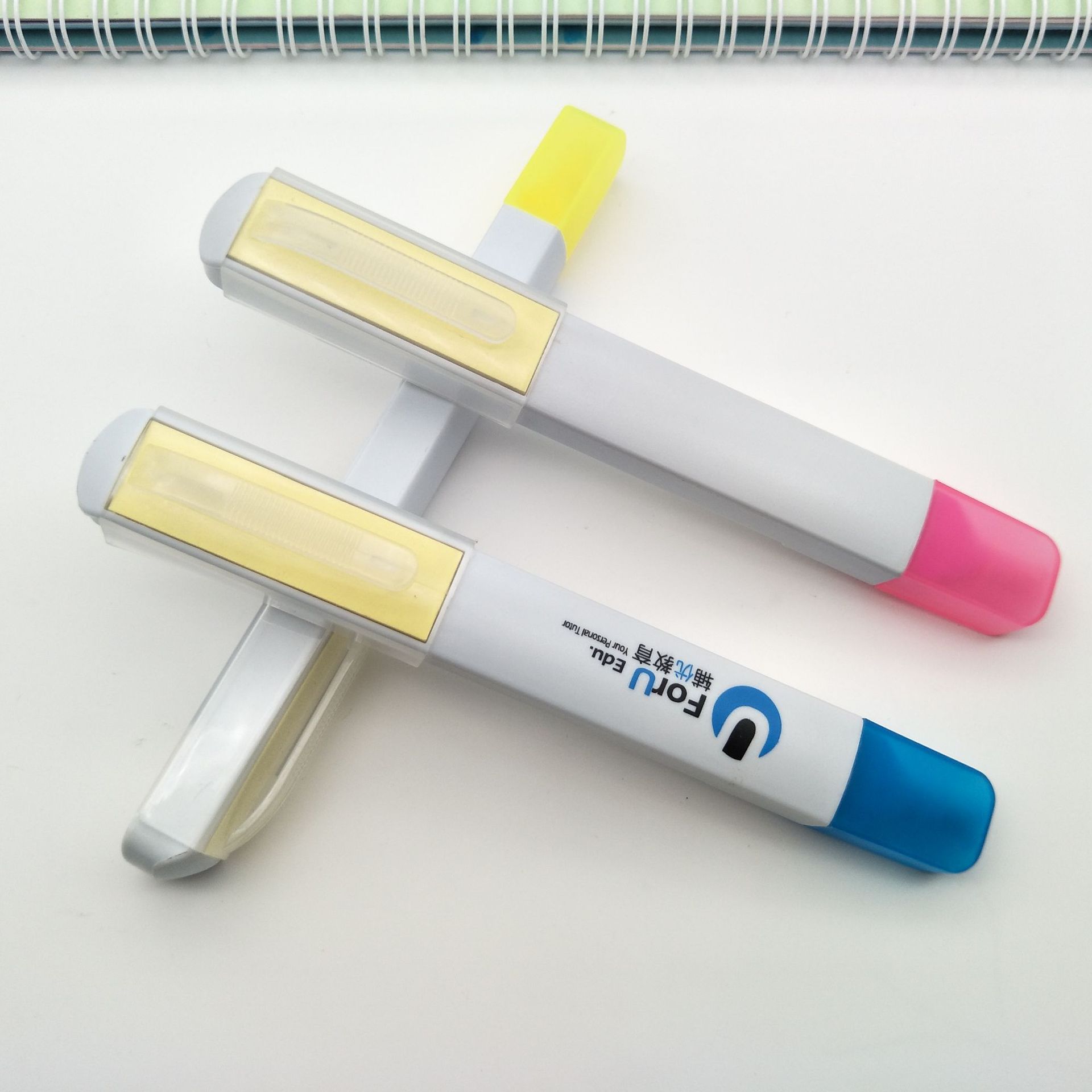 2022 Multi Color Logo OEM Plastic Highlighter Markers Pen with Sticky Note Watercolor Art
