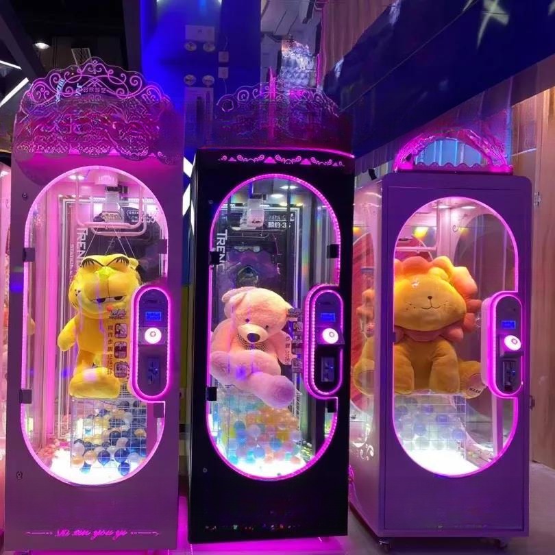 Dreamland Pink Date Cut Prize Coin Arcade Gift Game Machine Big Toys Cutting Claw Machine For Shopping Mall