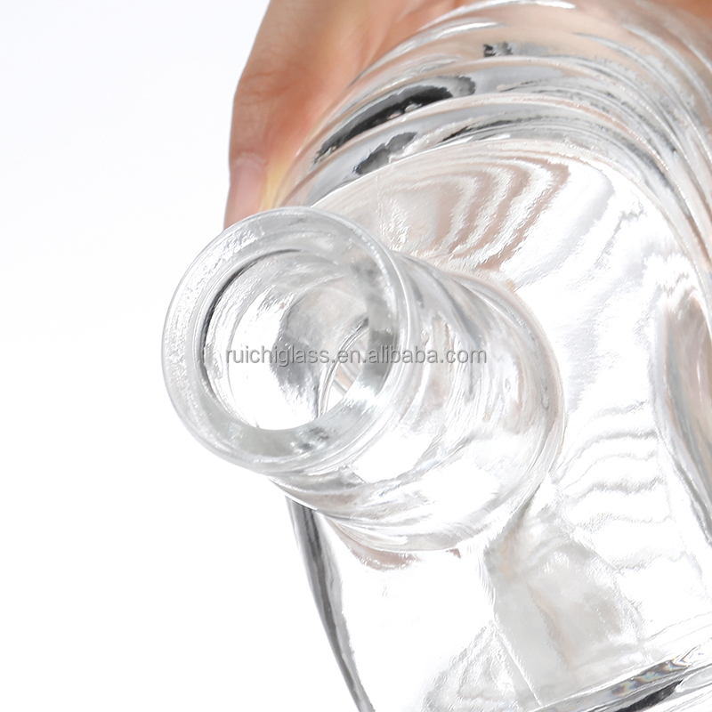 Beverage Hot Stamping Surface Handling Brandy Glass Bottles with Cap 500ml 750ml