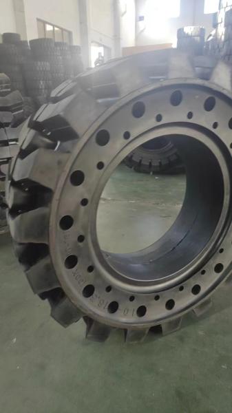 Skid Steer Solid Tyres 10-16.5 12-16.5 Skid steer loader tires for Bobcat skid