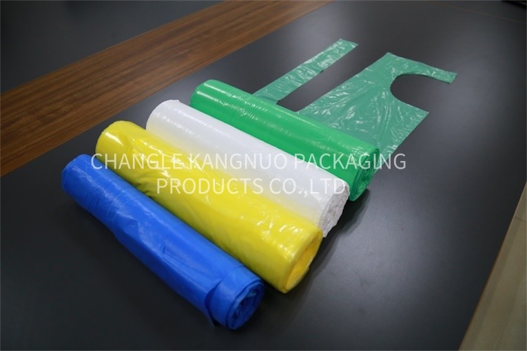 Flat Disposable Medical Aprons , Waterproof White Disposable Aprons Long Life