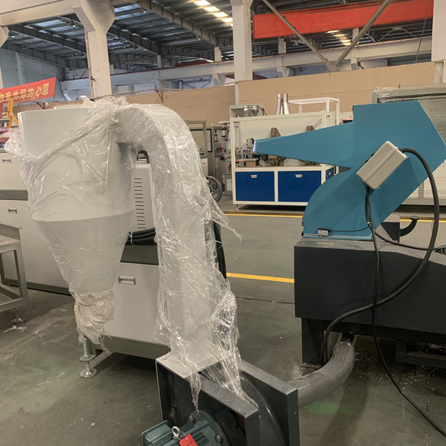 10mm Wall Thickness PVC Crusher Machine 1300kg/H Low Noise