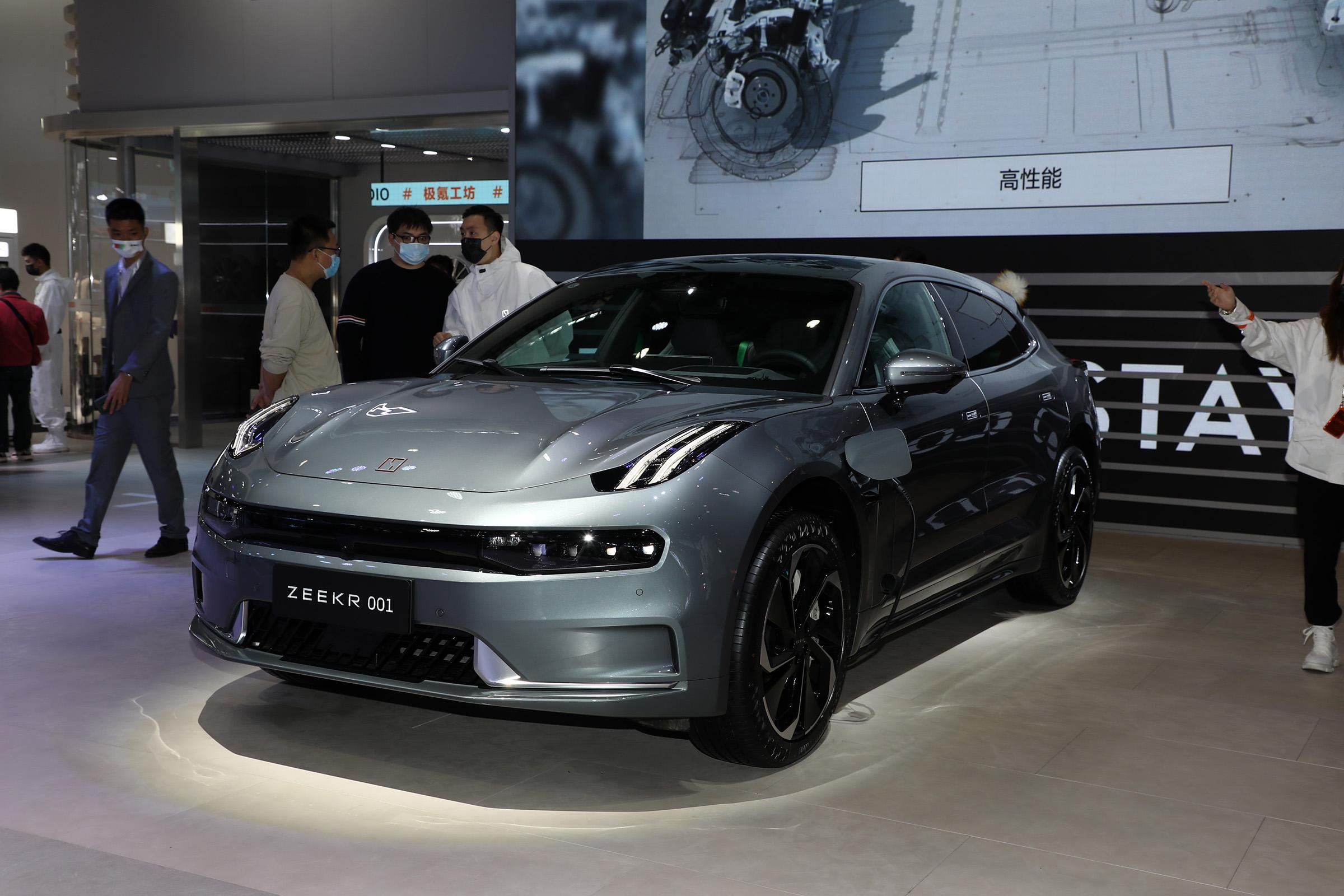 2023 Geely Zeekr 001 Electric SUV with 550-715km Range and 250-300kW Total Motor Power