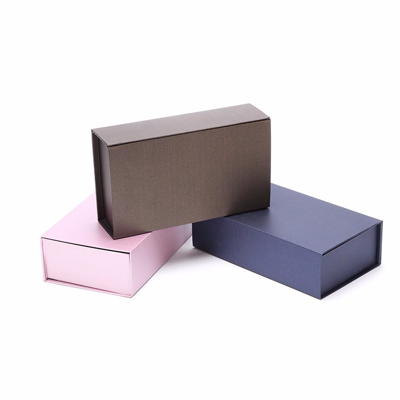Handbags Clothes Makeup Custom Large Book Shape Paper Cardboard Magnetic Folding Gift Box Packaging with Ribbon Tie 19*11*5cm