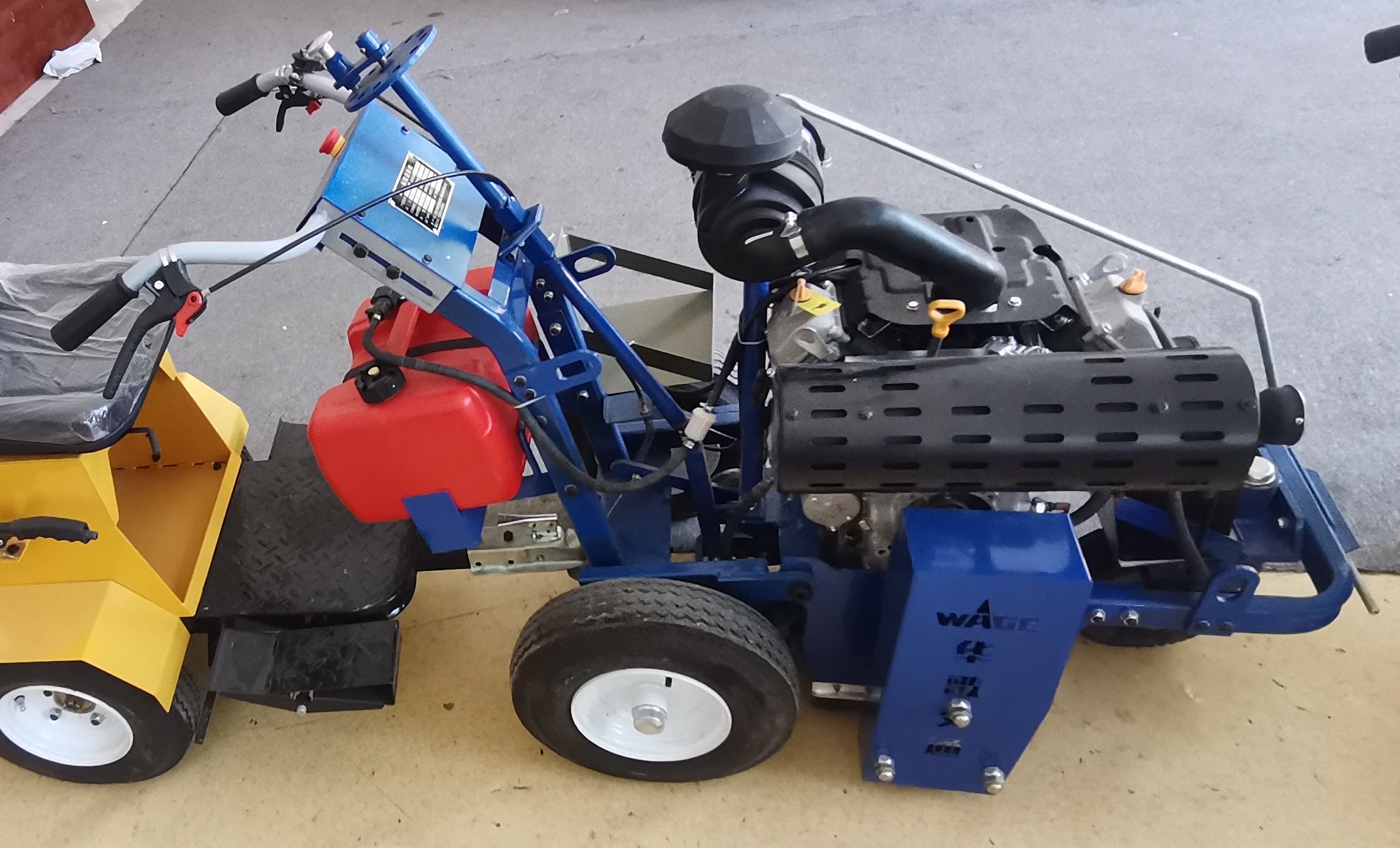 PCD Grinding Head Road Marking Striping Line Peeling Machine for Grinding 250mm Max Width