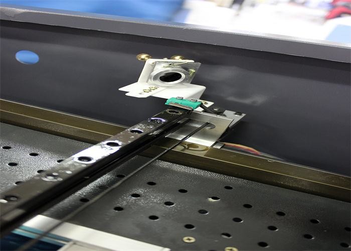 40W / 50W C02 Laser Engraving Machine With Stepper Motor Water Cooling