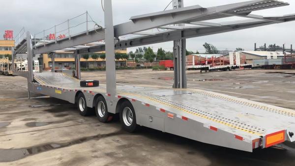 3 Axle Transport Car Carrier Trailer Truck with Jost E100 Landing Gear and