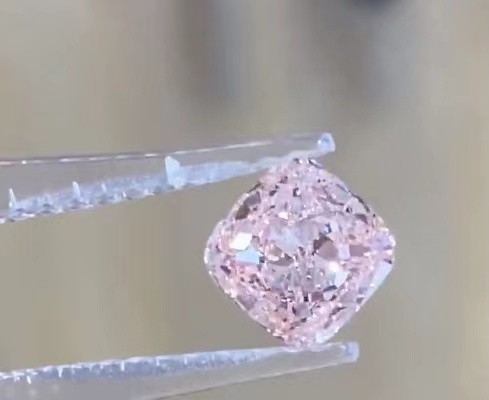 VVS2 Lab Grown Baby Pink Diamonds Fancy Intense Pink Cushion Loose Diamond