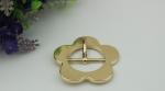 Design simple 32 mm light gold large flower belt buckle pin buckle bag cover