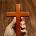 Holding Hand Olive Pine Wood Solid Unfinished Wooden Crosses , Wooden Pocket