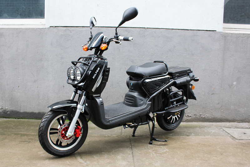 40km/H Pedal Assisted Electric Scooter , Motorcycle Electric Scooter For Adults