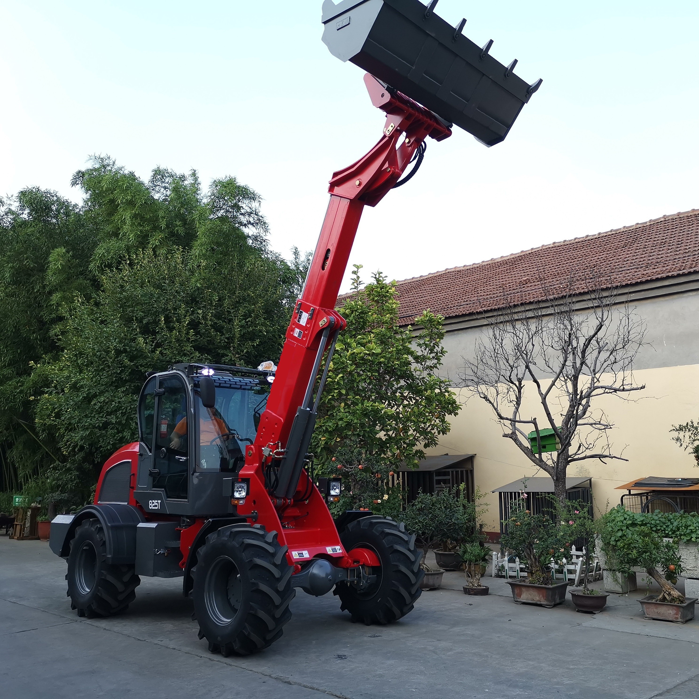 4x4 Telescopic Wheel Loader Machine Power 70kW Construction Shape