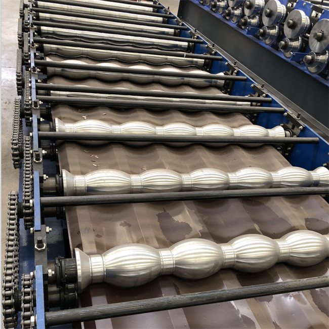 Customized Glazed Roll Forming Machine GI PPGI Aluminum Material