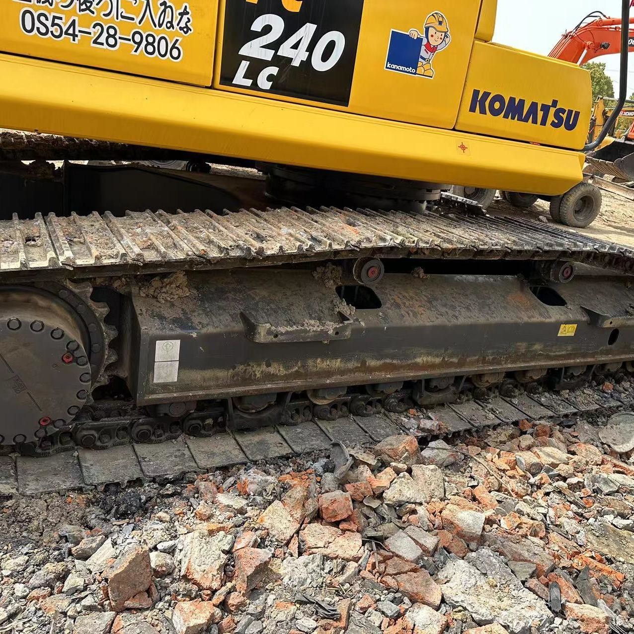 Secondhand Komatsu Digger PC240LC Used 24ton Medium Type Crawler Excavator